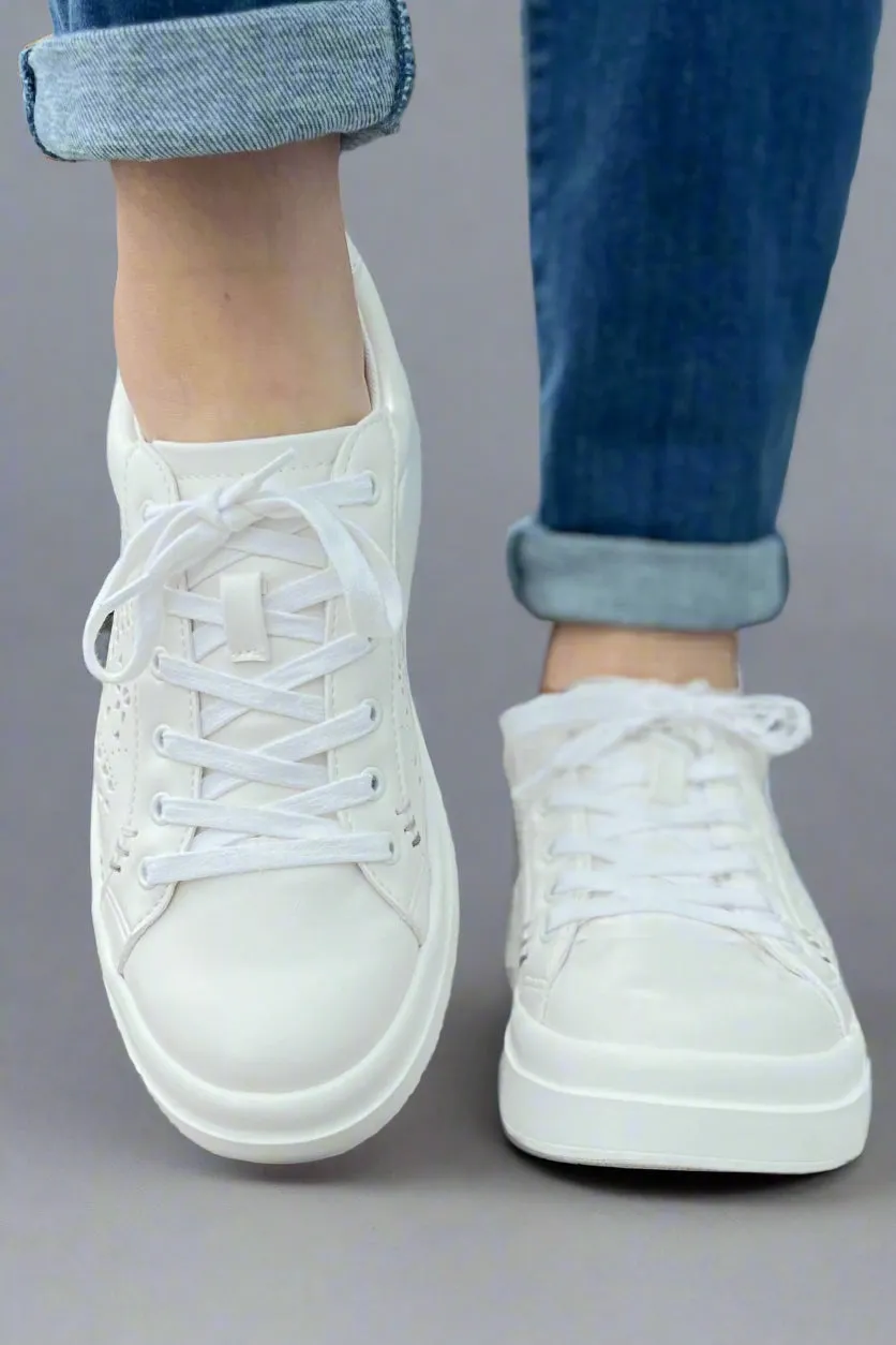 Everlie Flatform Sneaker - White