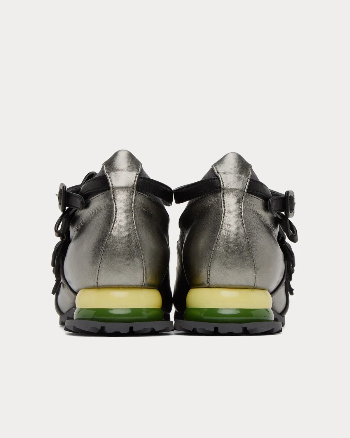 Hybrid Himalayan Chrome / Gunpowder Low Top Sneakers