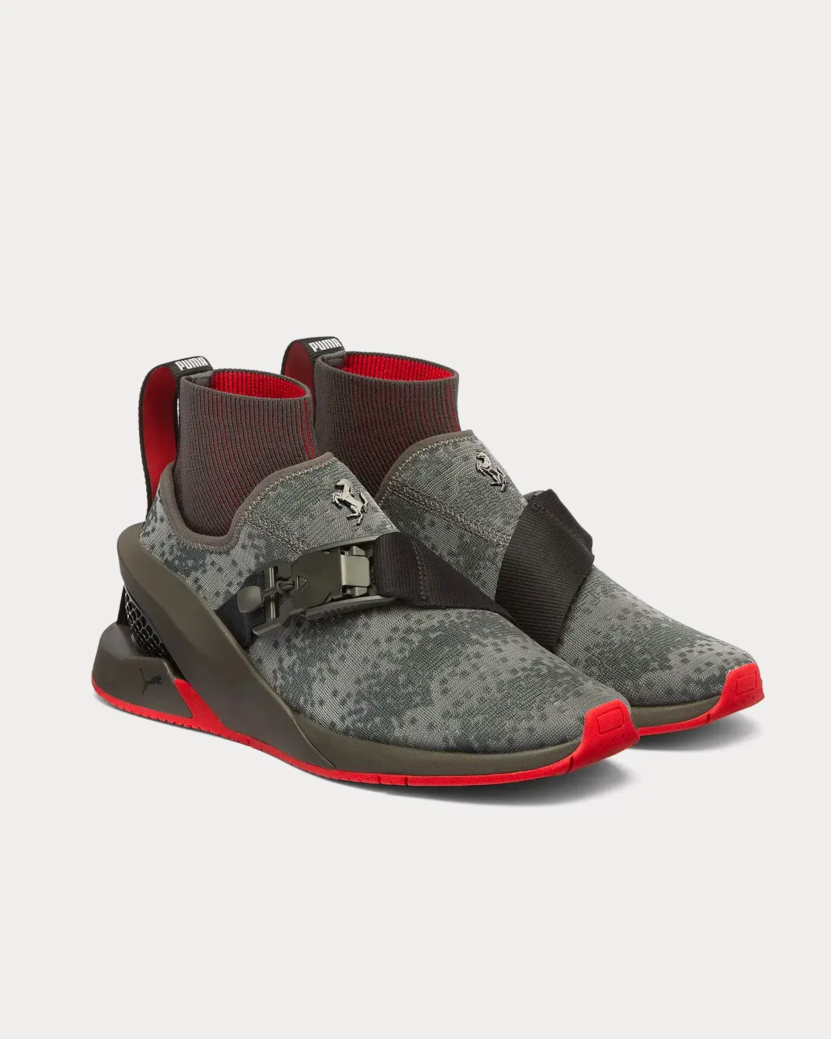 ION F Hybrid Black Slip On Sneakers