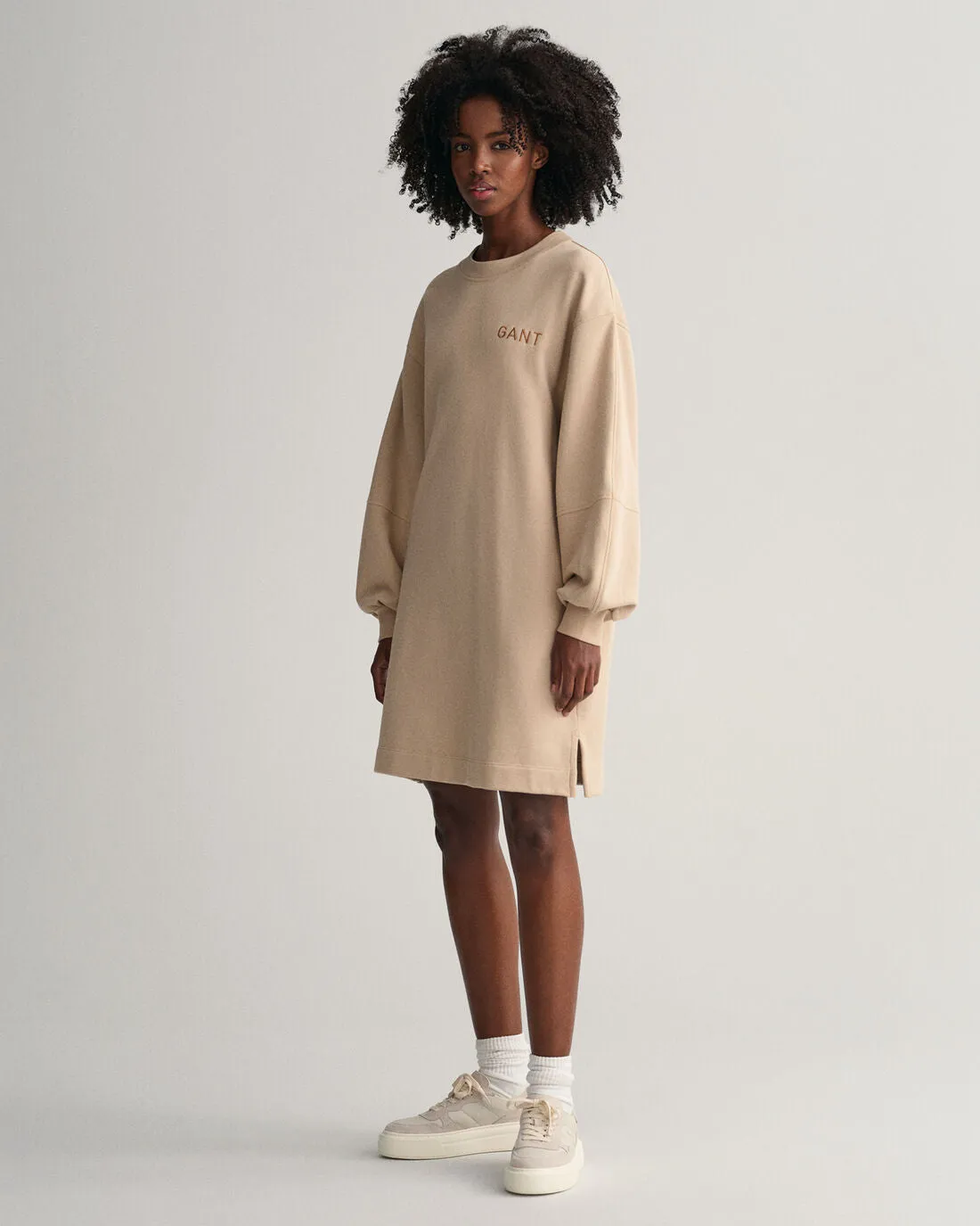 Logo Volume Ls C-Neck Dress - Dry Sand