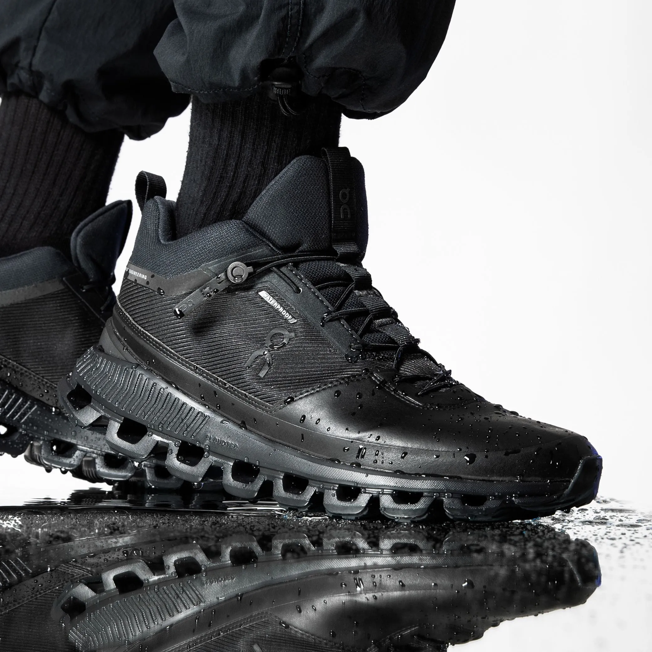 On Cloud Men's Cloud Hi Waterproof Hiking Books- All Black